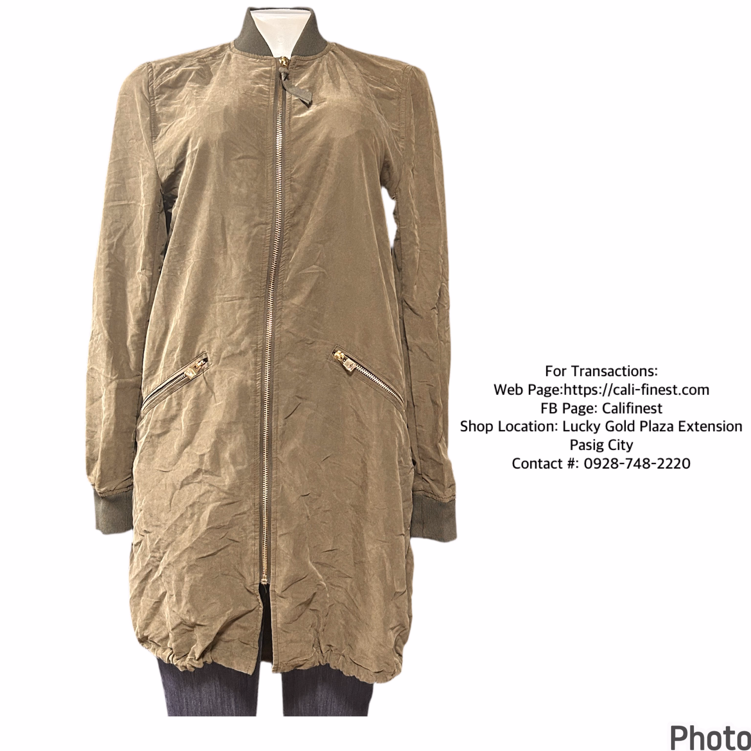 Divided H&M Long sleeve Zip up Coat  jacket Army Green color 