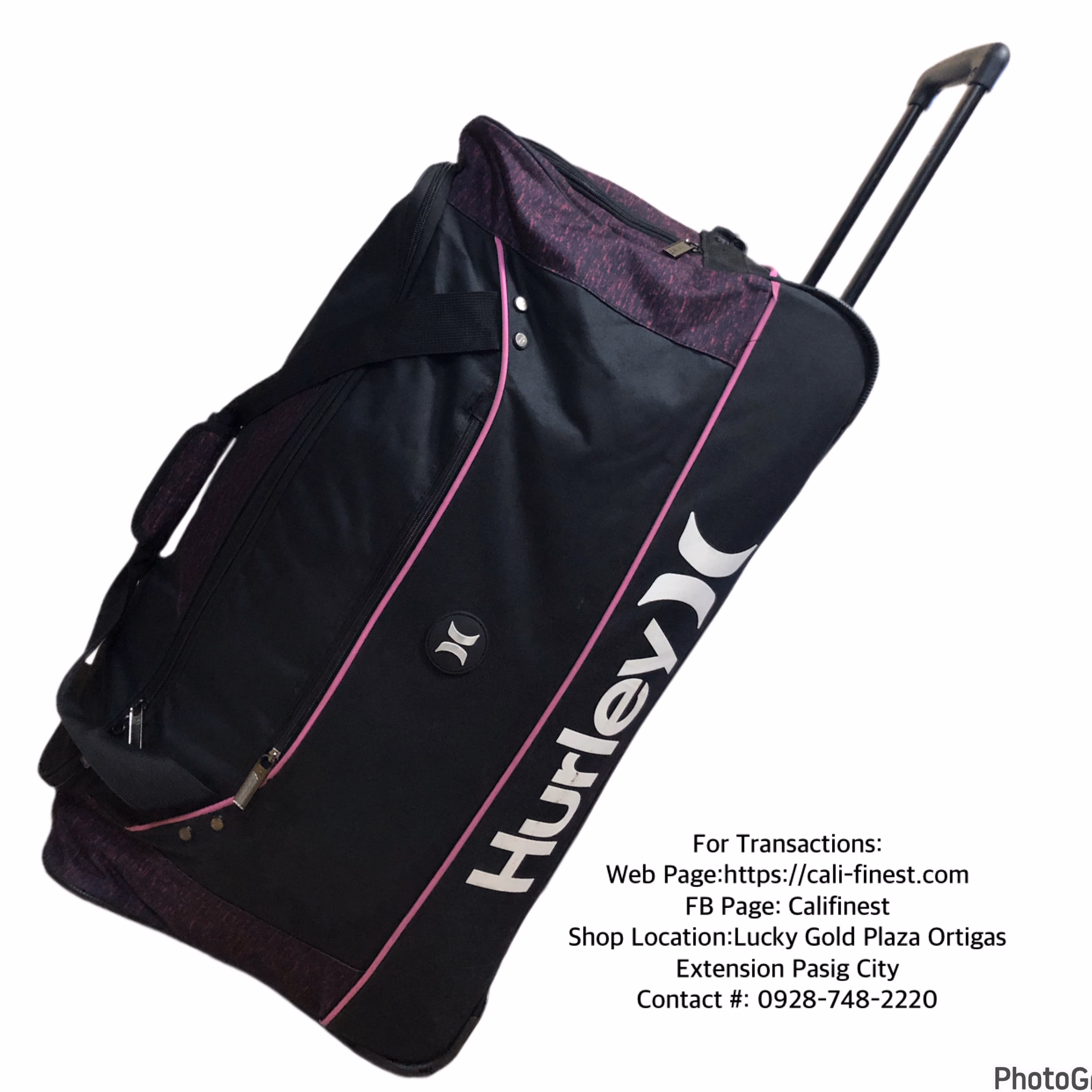 Hurley 30 in Rolling duffle travel Bag