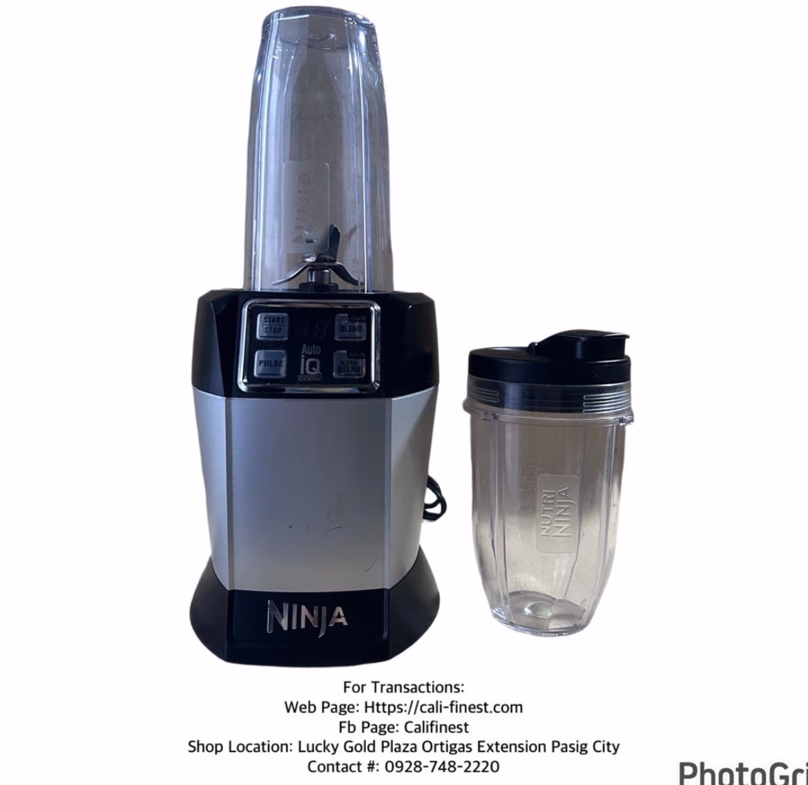 BL480 Series Nutri Ninja Auto-IQ blender with cups and lid