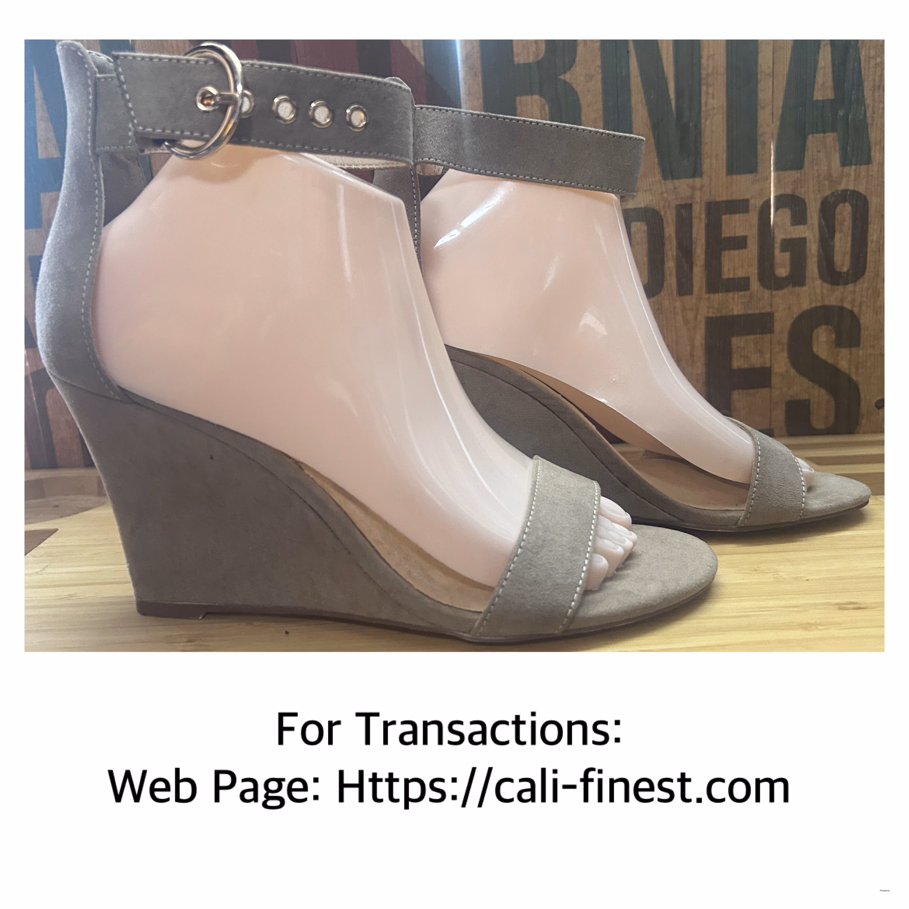 Just Fab Dress Bonnie Buckle Tan Suede Sandals   S#00283