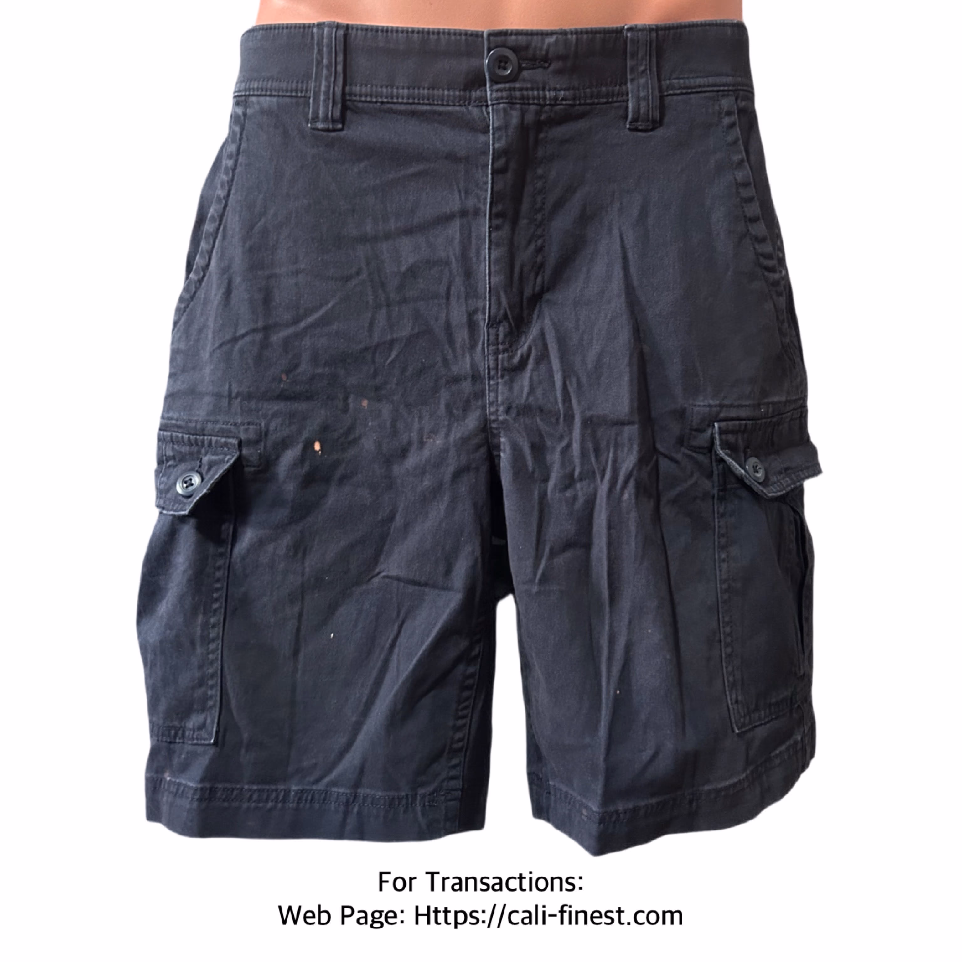 St. John’s Bay Cargo Shorts Size 32