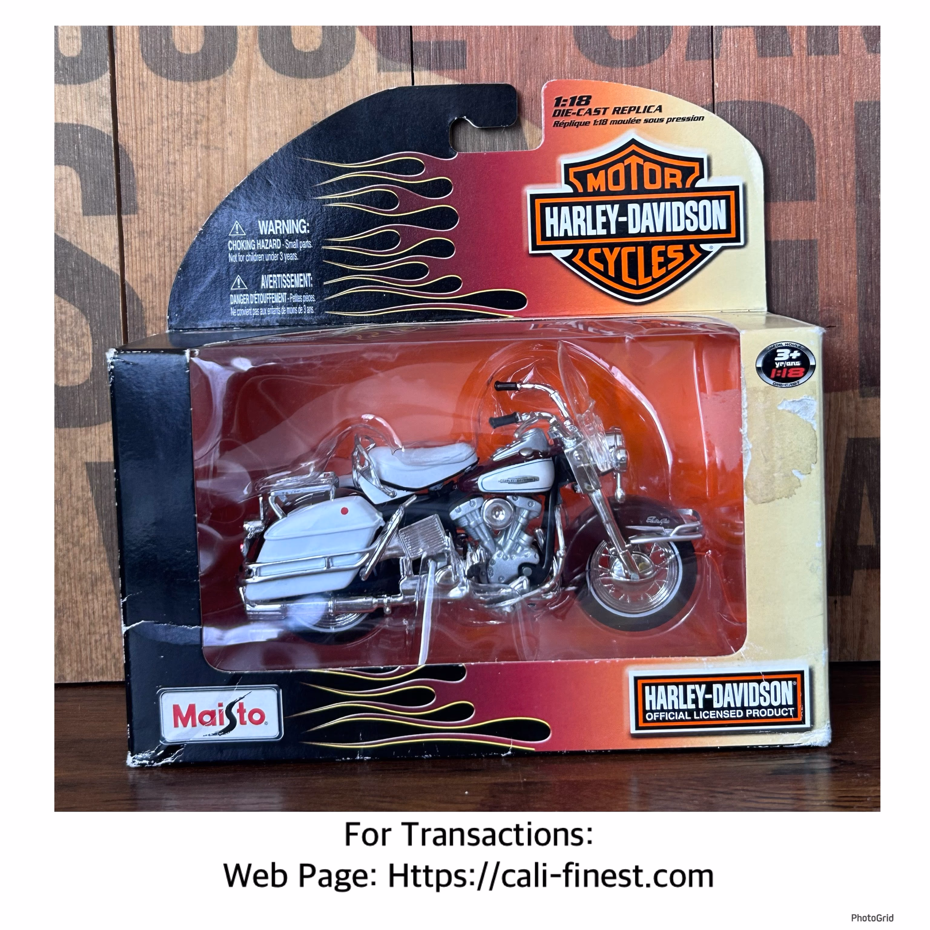 Harley-Davidson Motorcycle Maisto 1:18 Die-Cast Replica Series 23  CO#00102 
