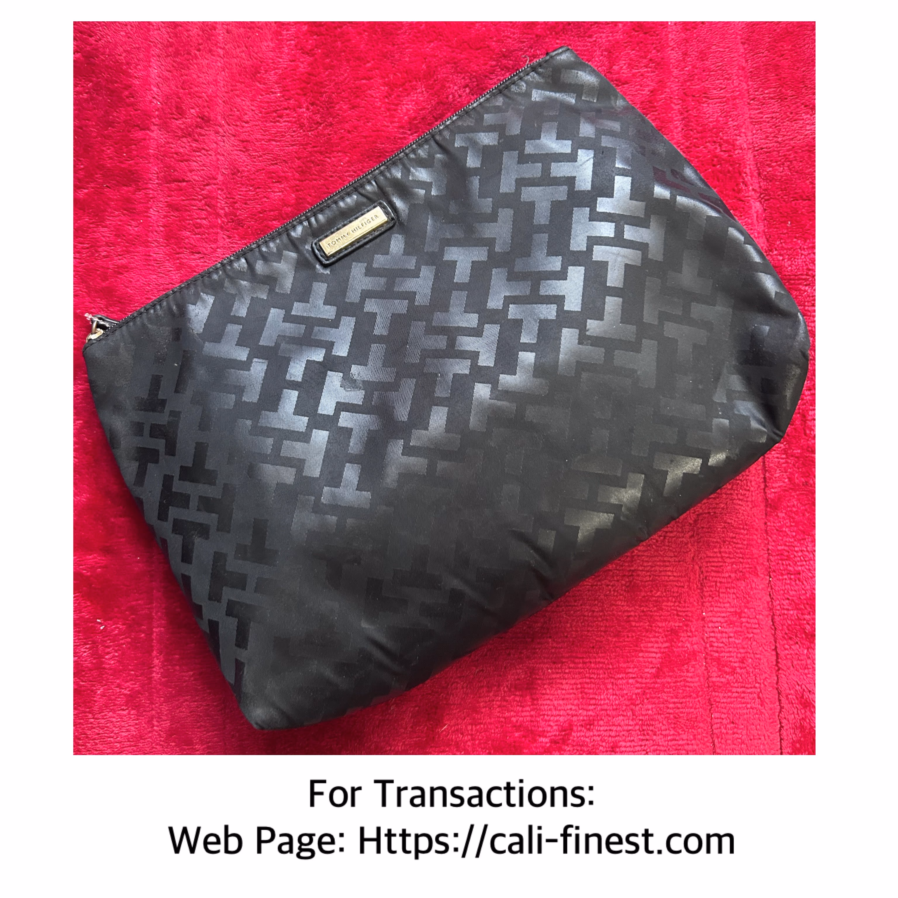Tommy Hilfiger Black Pouch Bag   BA#00140