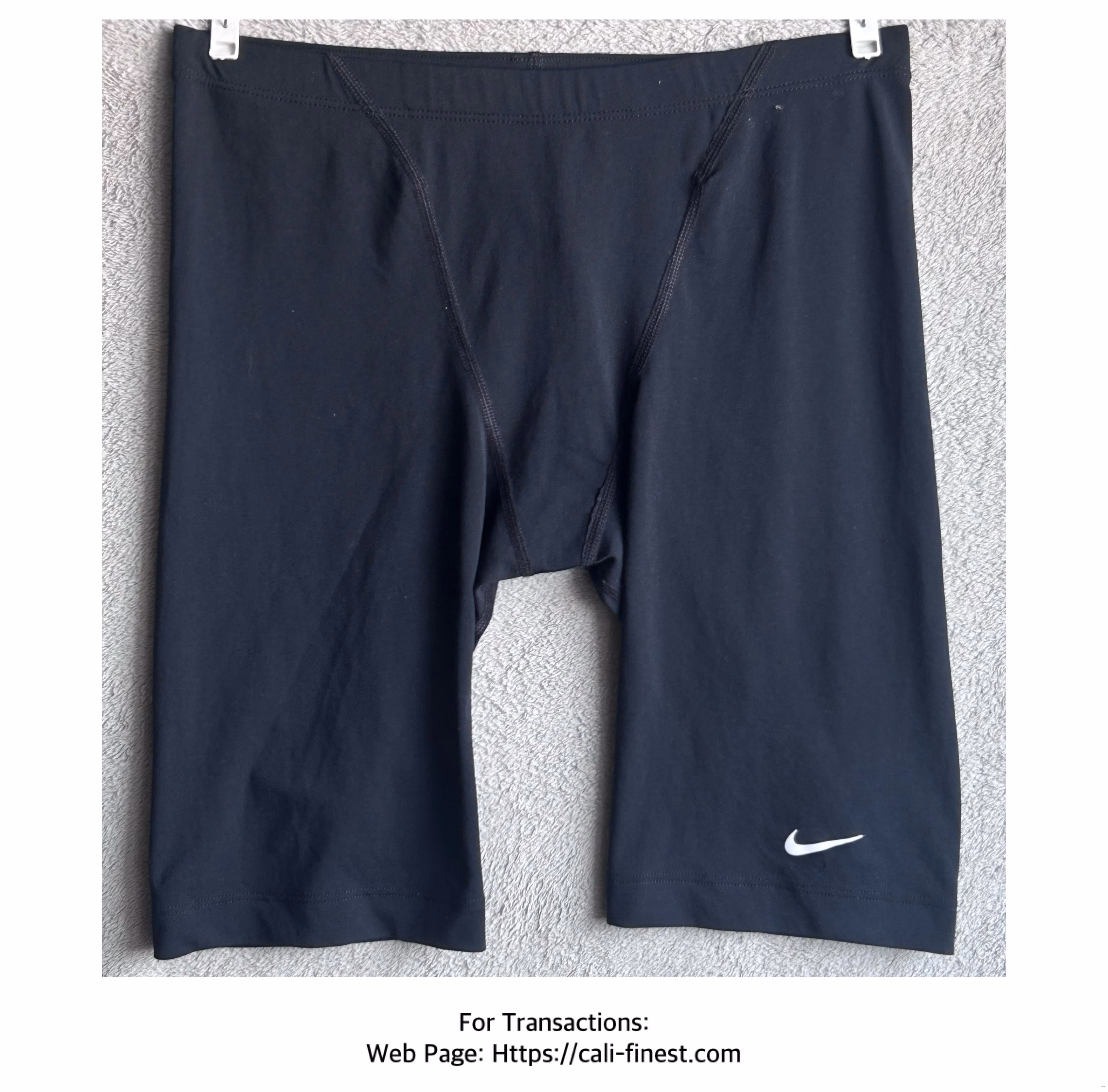 Nike Hydrastrong Black Solid Jammer for Mens Medium