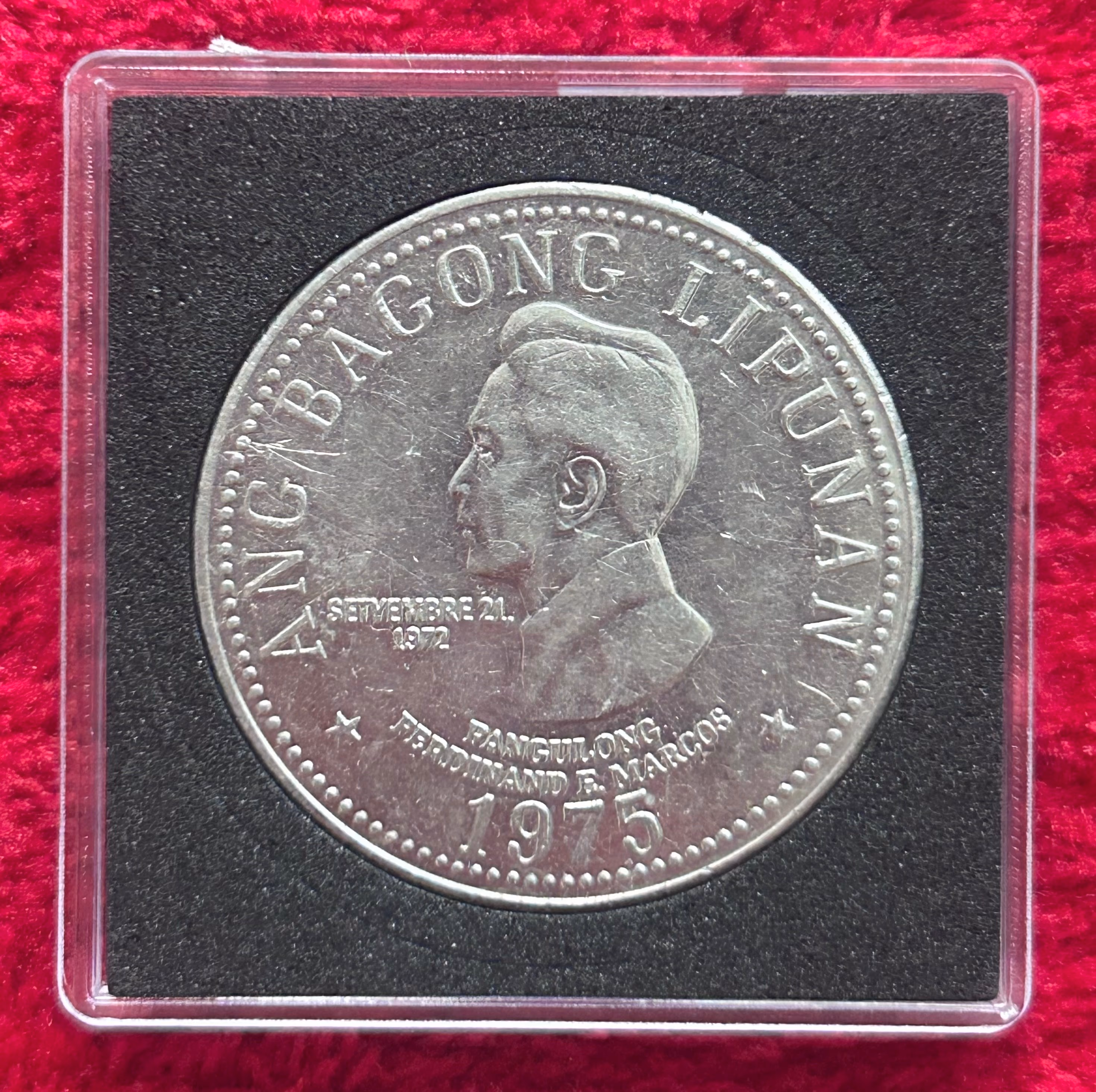 1975 Ang Bagong Lipunan Republika ng Pilipinas 5 Piso  CO#00112  